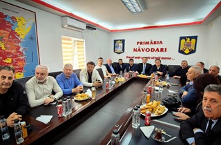 Gemlik Heyetine Kardeş Şehir Navodari Belediyesi'nde Sıcak Karşılama